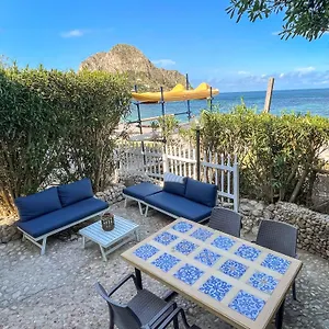 Dimore Di Mare - Beachfront , Santa Flavia Italie