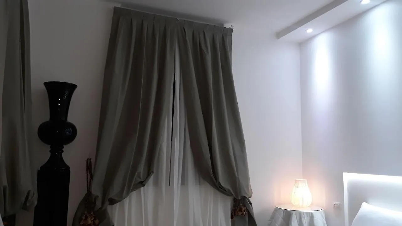 Charmerooms Palazzo Stampa Bergamo 0*,